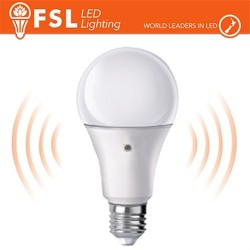 LAMPADA A GOCCIA CON SENSORE CREPUSCOLARE 2 LATI 9W 4000K ATTACCO E27